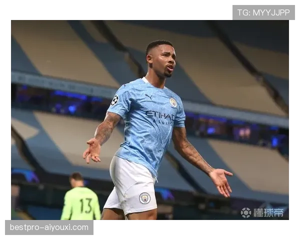 多特蒙德深陷战术困局：高位逼抢失效，中场失控成争冠最大软肋？